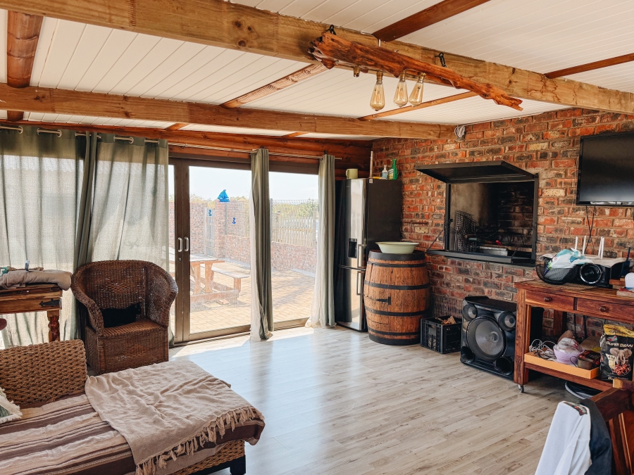 4 Bedroom Property for Sale in Aalwyndal Western Cape